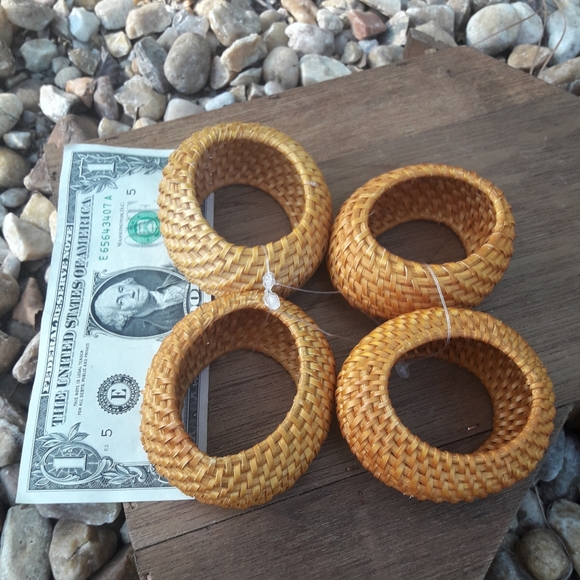 Wicker Napkin Rings Woven Basket Weave Holders - Picture 4 of 6